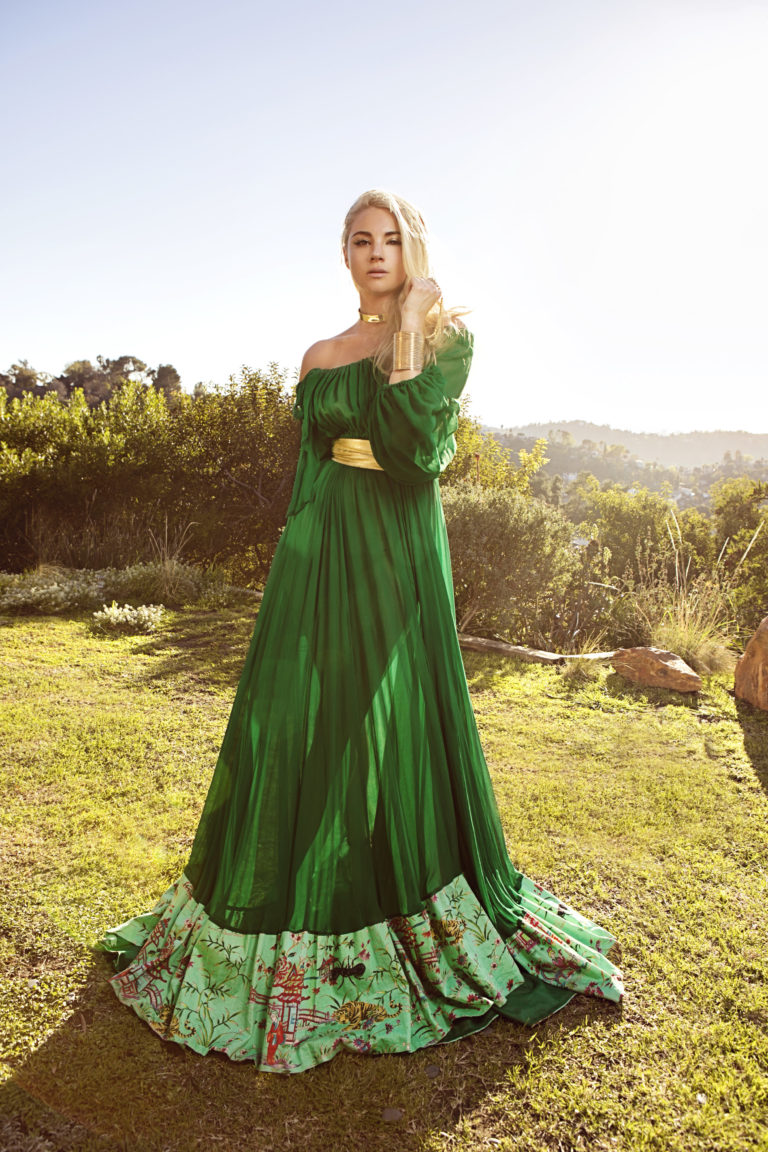 Allie Gonino - US Actress & Singer
